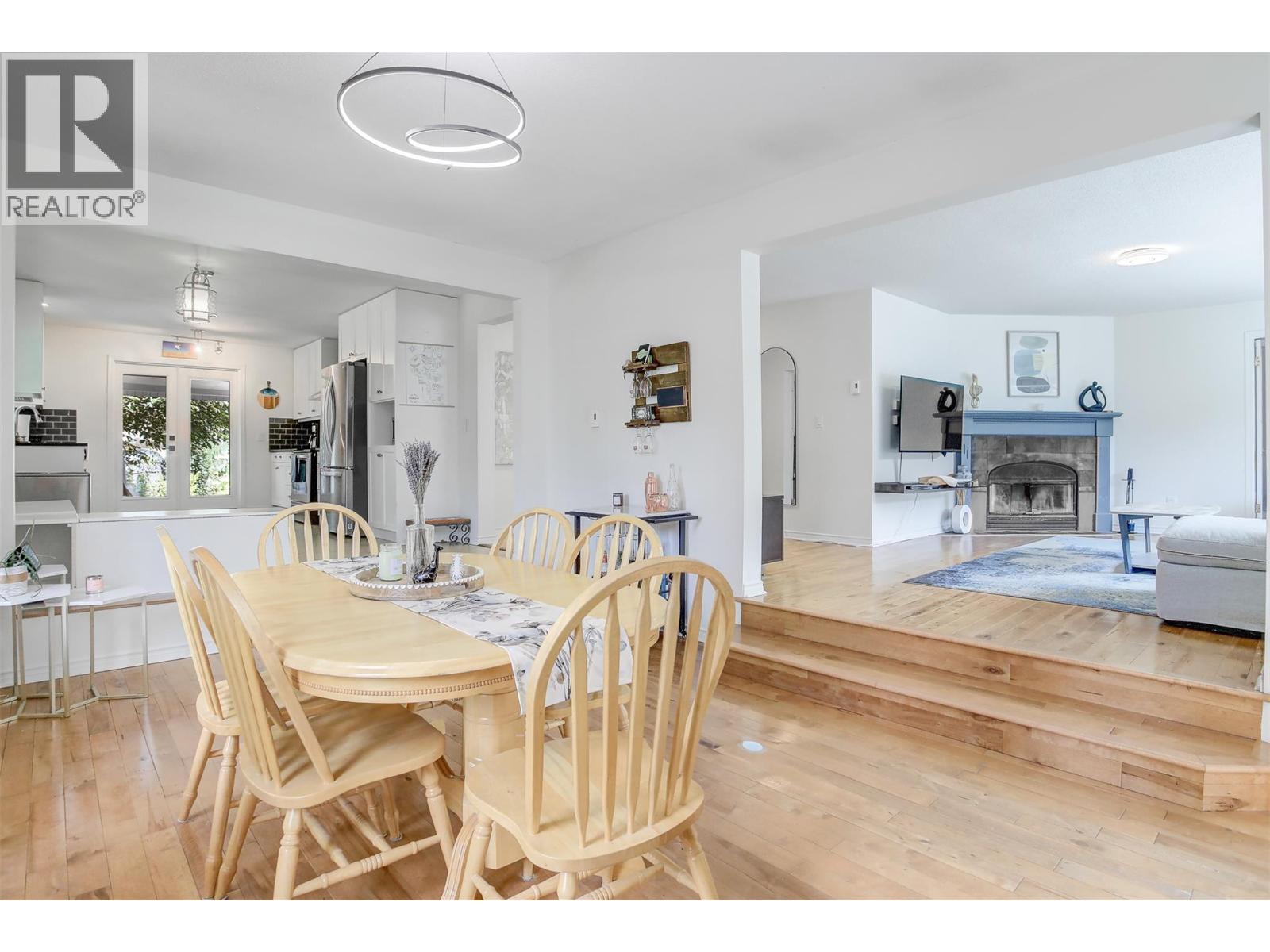 812 Paret Road, Kelowna, British Columbia  V1W 4P2 - Photo 7 - 10387363