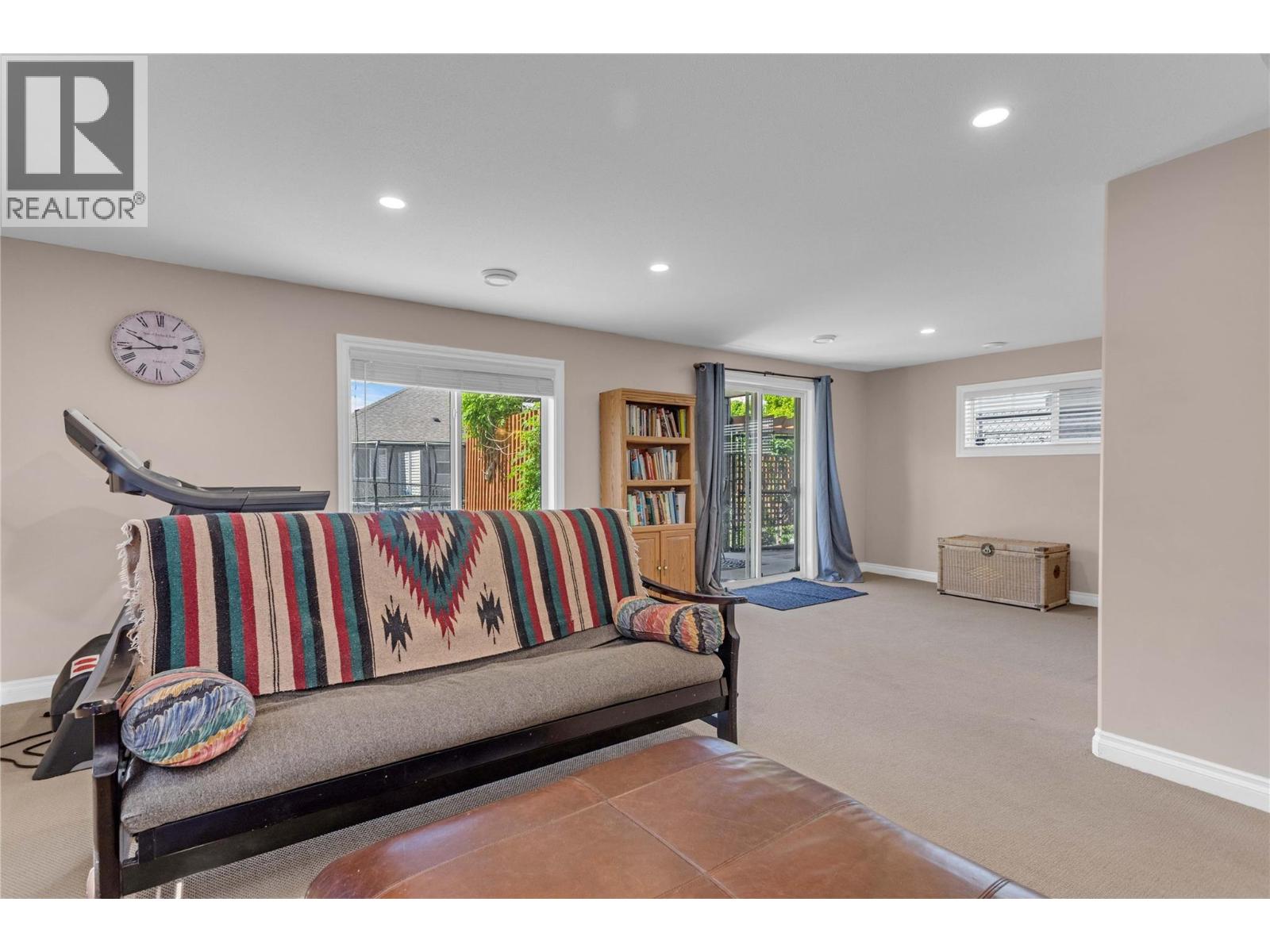 614 South Crest Drive, Kelowna, British Columbia  V1W 4Y6 - Photo 27 - 10387328