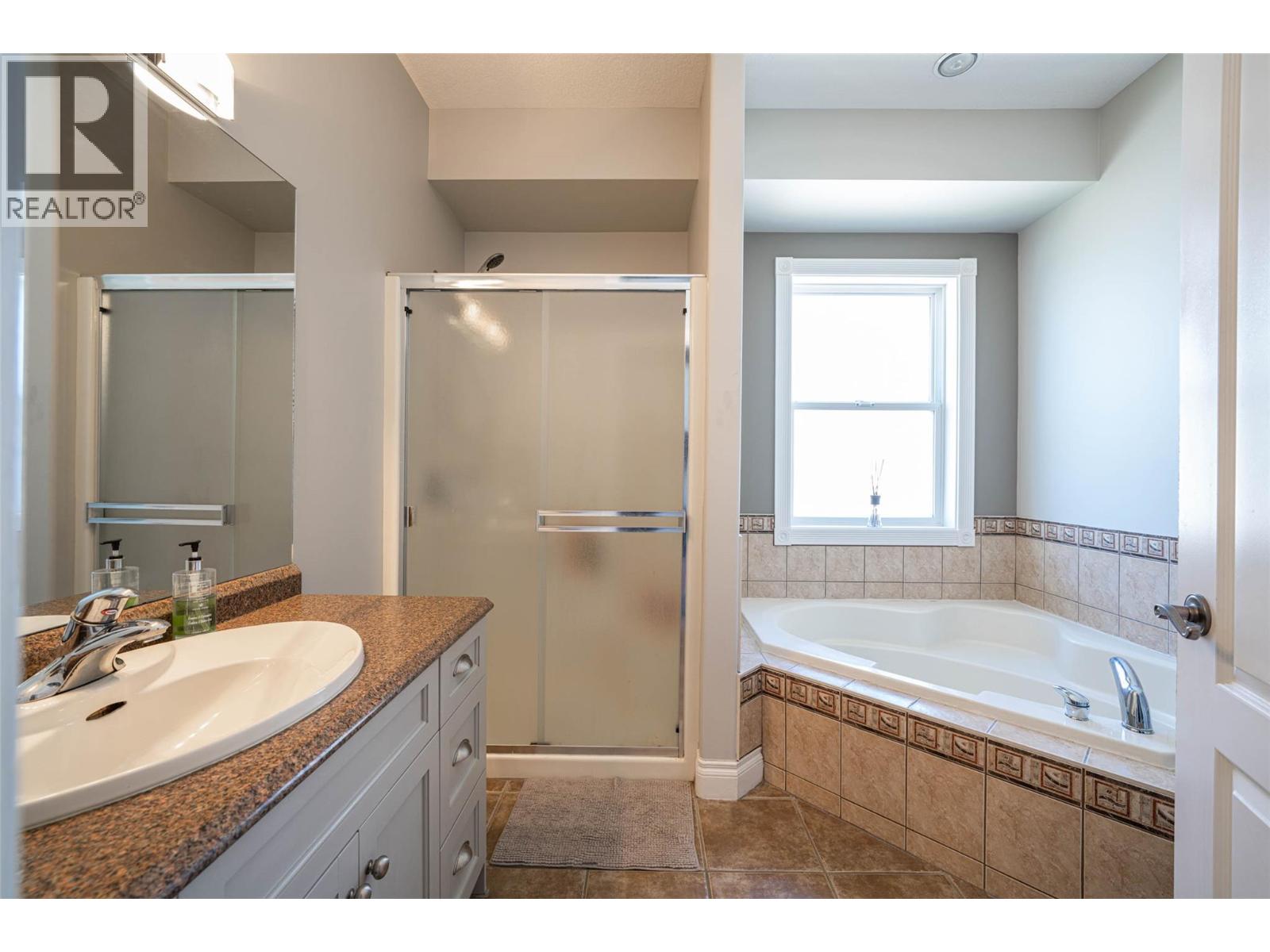 733 Mt York Drive, Coldstream, British Columbia  V1B 3X2 - Photo 38 - 10387086