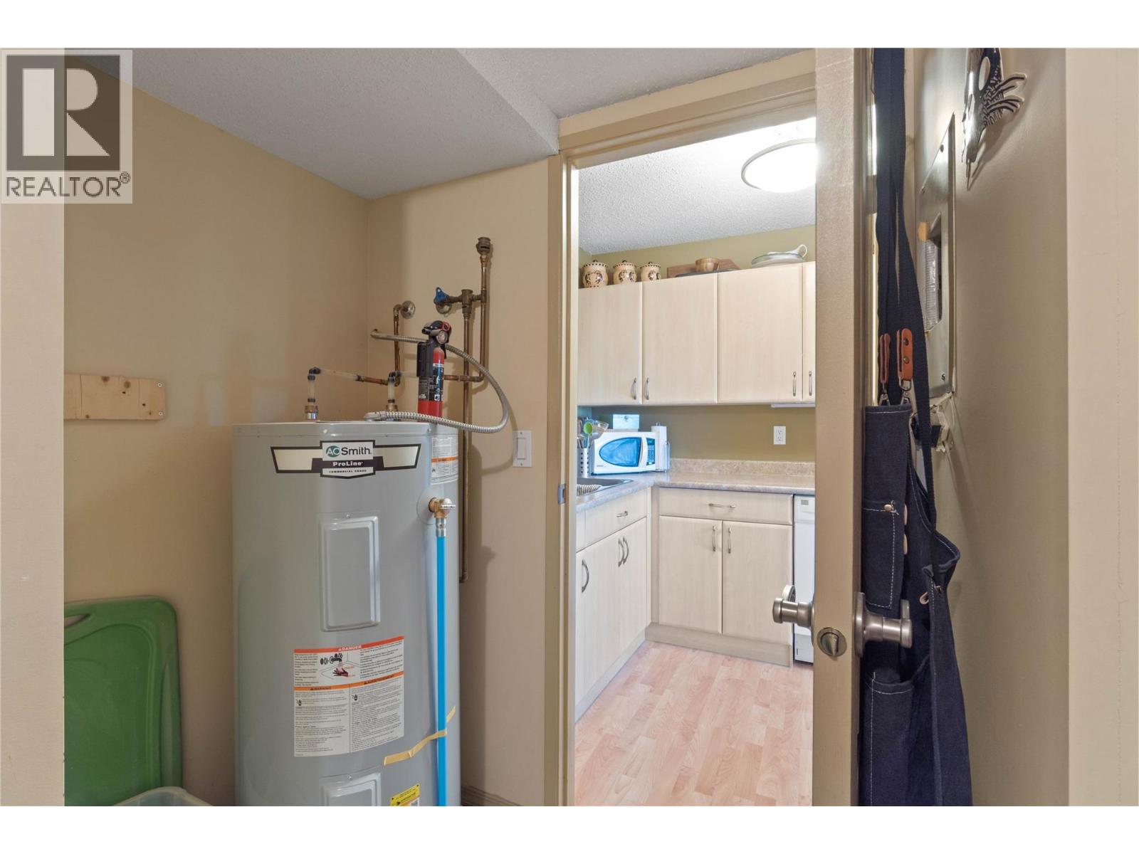 1221 Hugh Allan Drive Unit# 38, Kamloops, British Columbia  V1S 1M7 - Photo 15 - 10385037