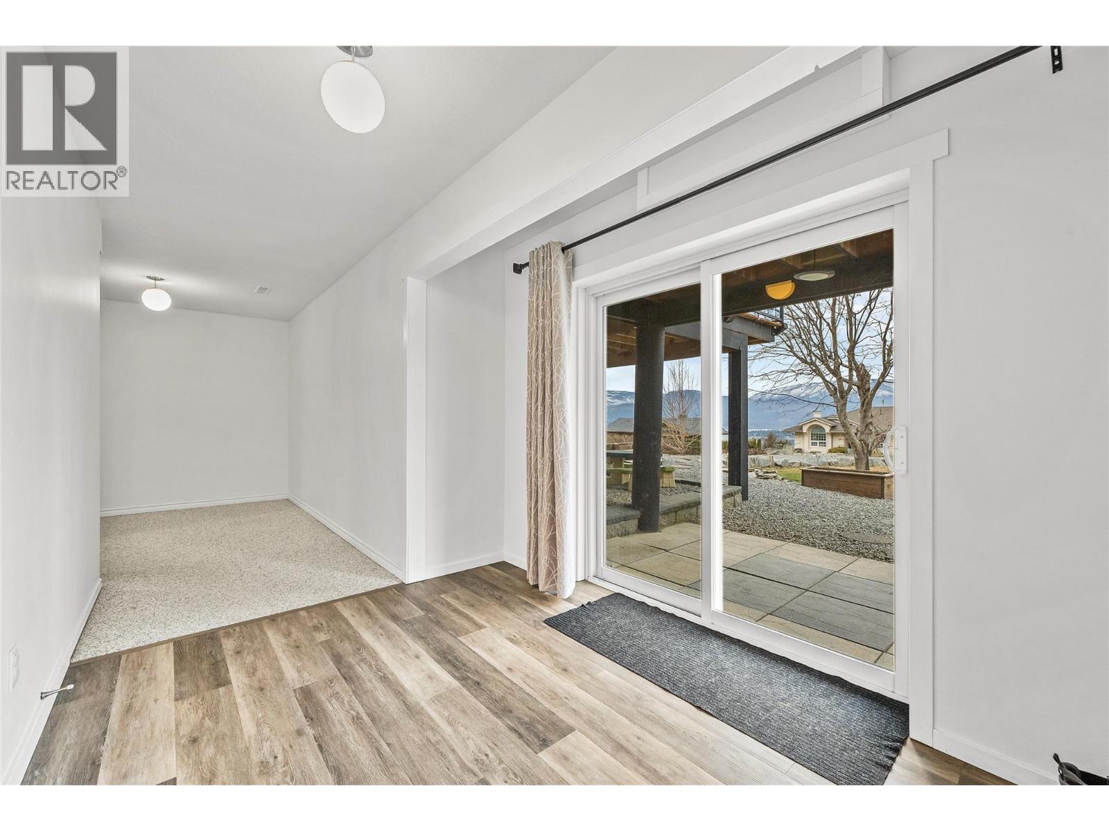 2620 Grand View Place, Blind Bay, British Columbia  V0E 1H2 - Photo 8 - 10387675