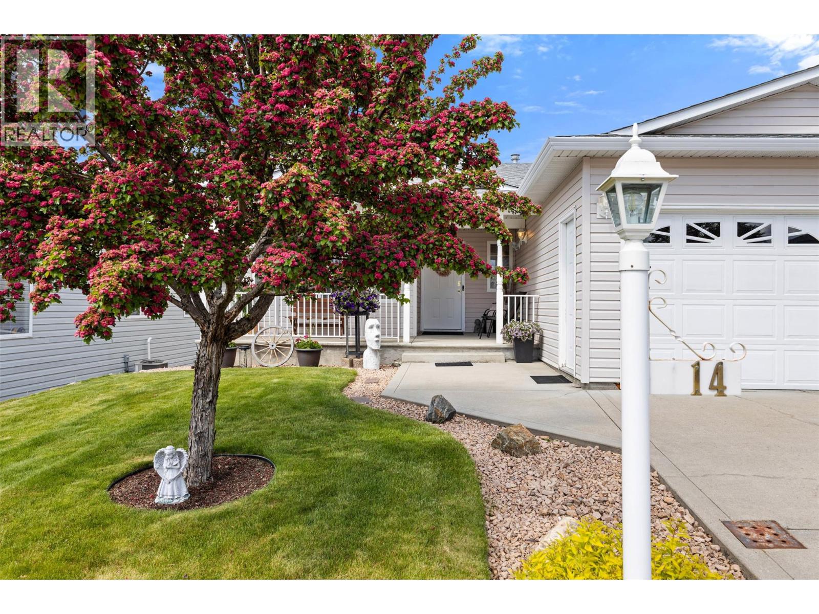 4450 Postill Drive Unit# 14, Kelowna, British Columbia  V1X 7Y9 - Photo 3 - 10387211