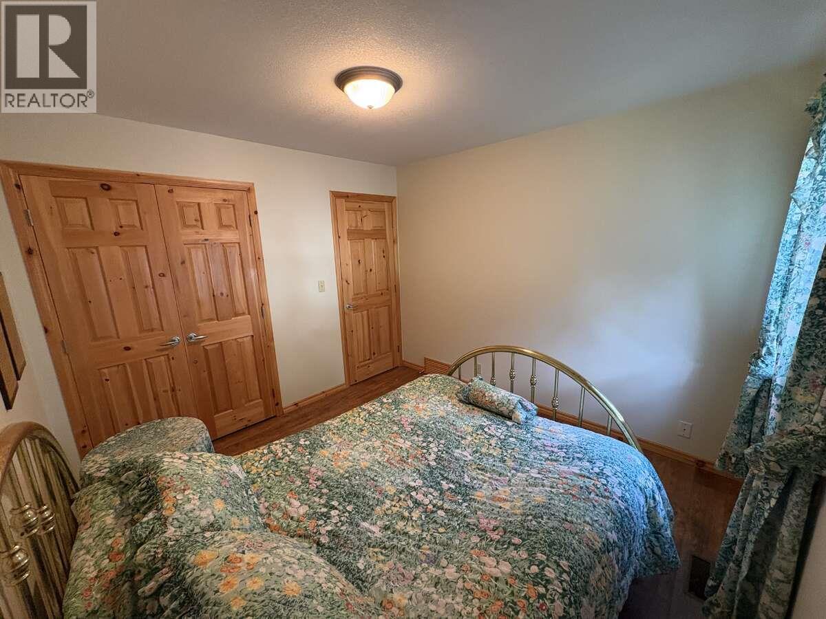 8381 Richardson Crescent, Canal Flats, British Columbia  V0B 1B0 - Photo 31 - 10387785