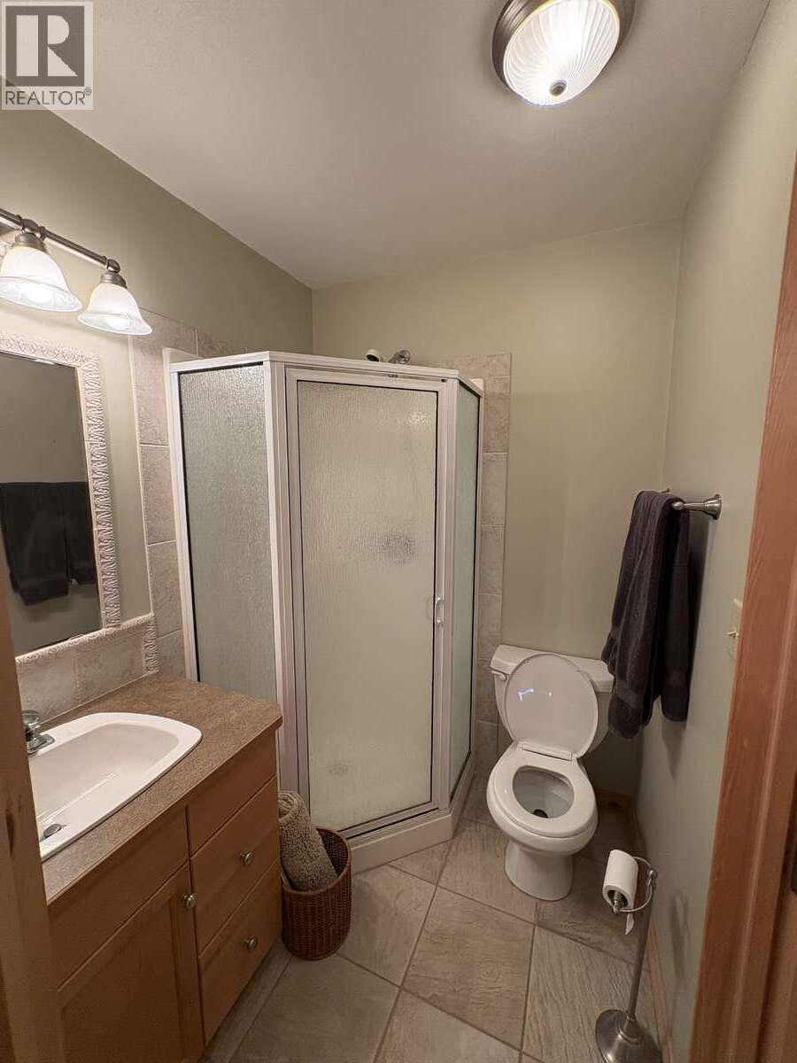 8381 Richardson Crescent, Canal Flats, British Columbia  V0B 1B0 - Photo 37 - 10387785