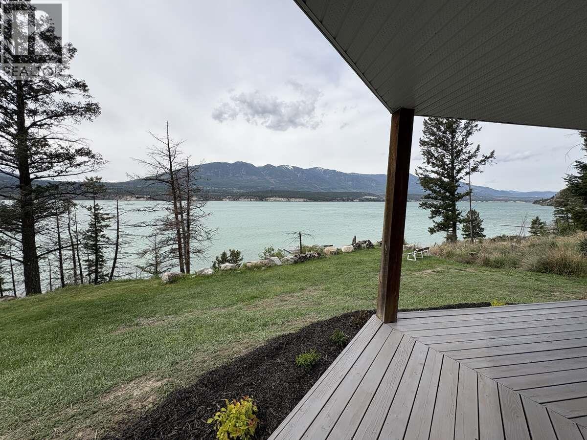 8381 Richardson Crescent, Canal Flats, British Columbia  V0B 1B0 - Photo 43 - 10387785