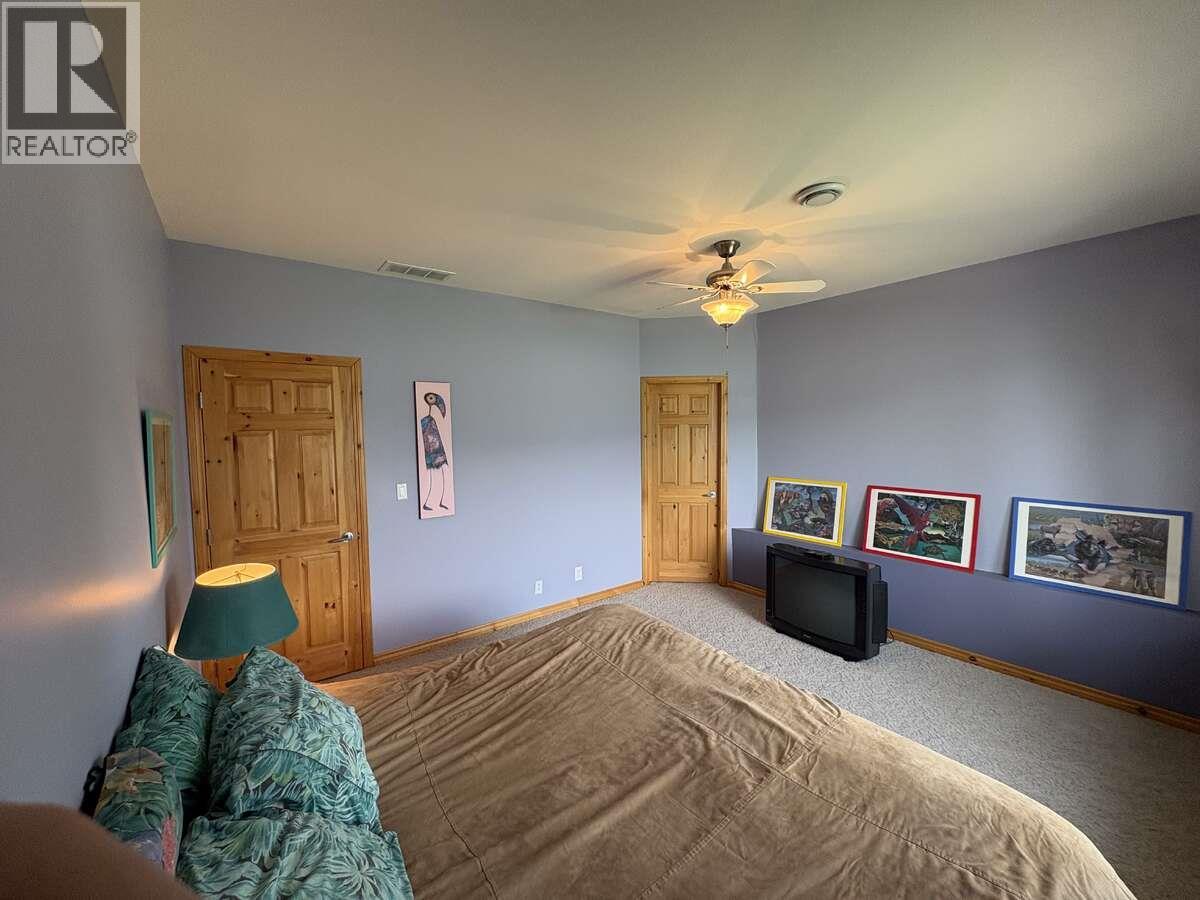 8381 Richardson Crescent, Canal Flats, British Columbia  V0B 1B0 - Photo 59 - 10387785