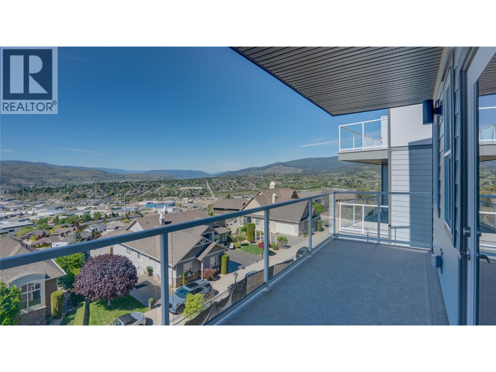 1050 Mt Revelstoke Place Unit# 2, Vernon, British Columbia  V1B 3Z9 - Photo 19 - 10387636