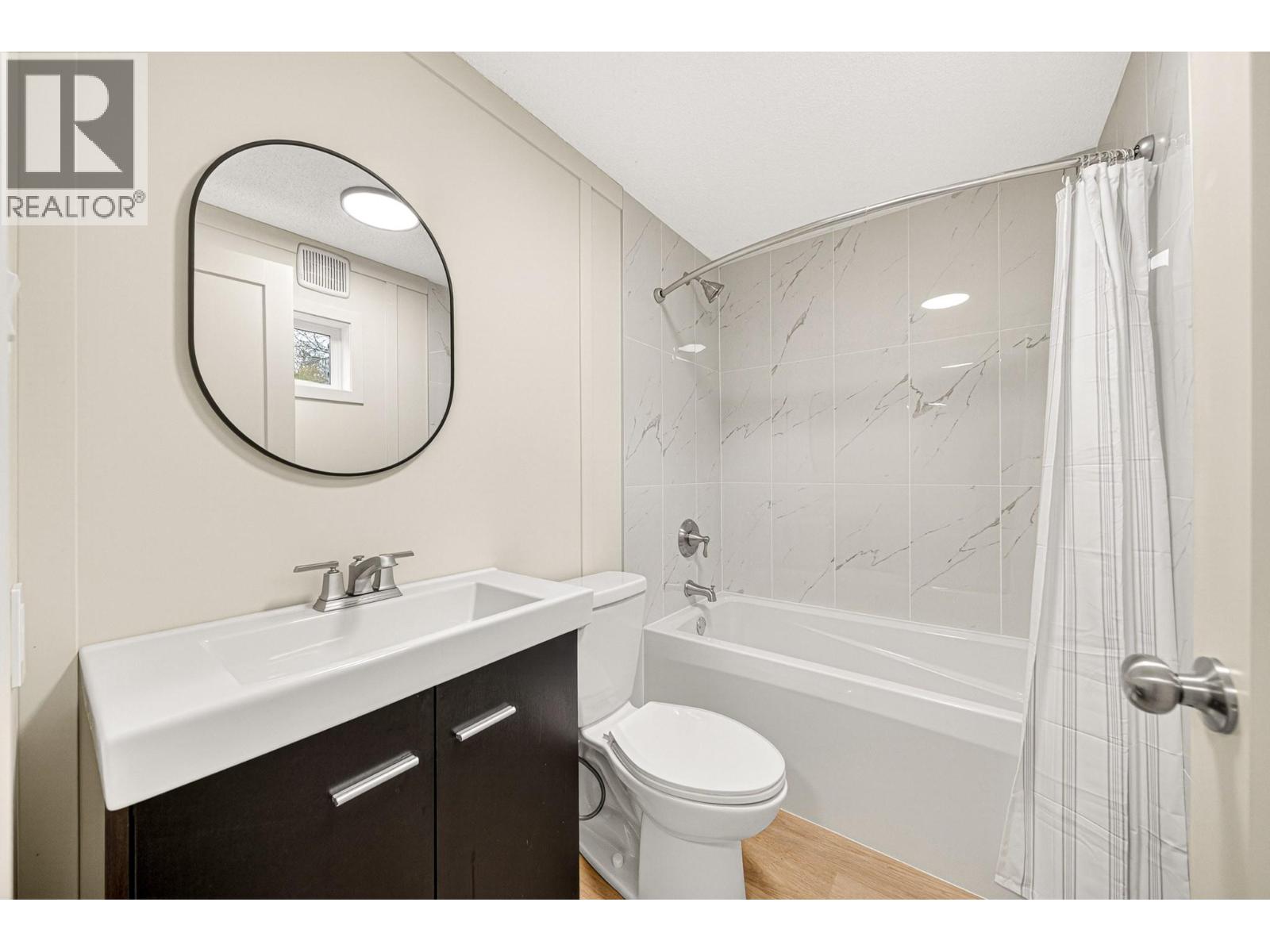 50 100 Aspen Drive, Sparwood, British Columbia  V0B 2G0 - Photo 26 - 10387578