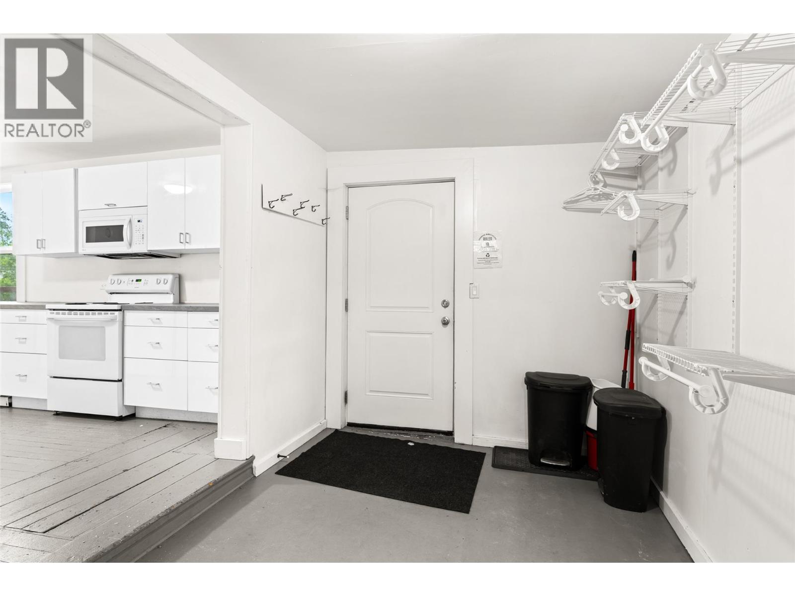 604 Fourth Street E, Revelstoke, British Columbia  V0E 2S0 - Photo 13 - 10385422