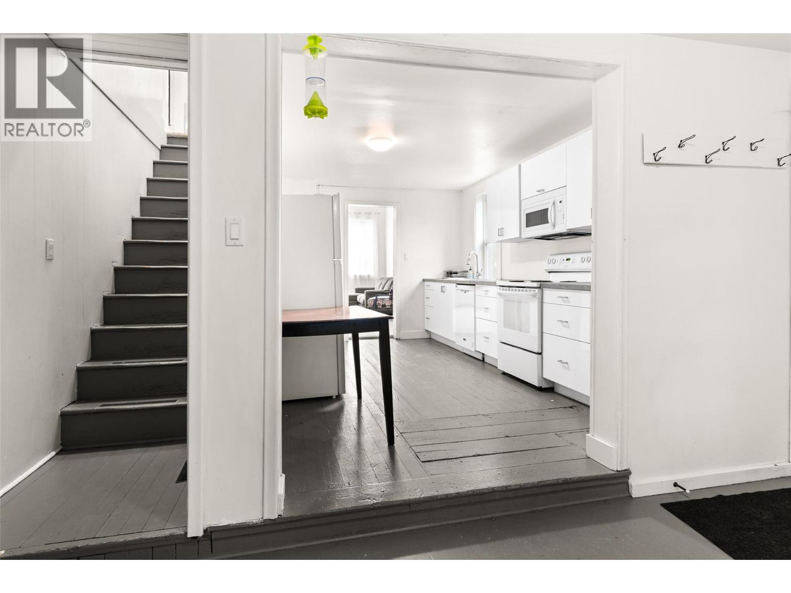 604 Fourth Street E, Revelstoke, British Columbia  V0E 2S0 - Photo 19 - 10385422