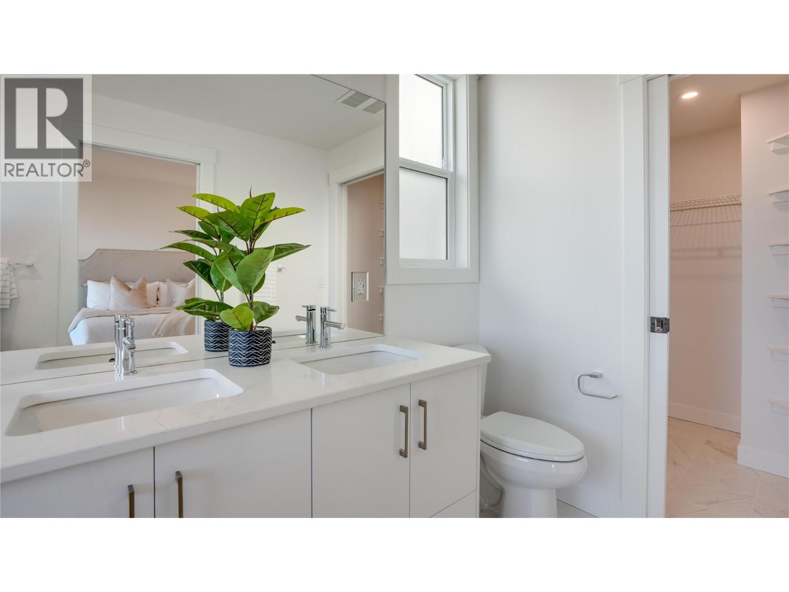 1050 Mt Revelstoke Place Unit# 3, Vernon, British Columbia  V1B 3Z9 - Photo 15 - 10387709