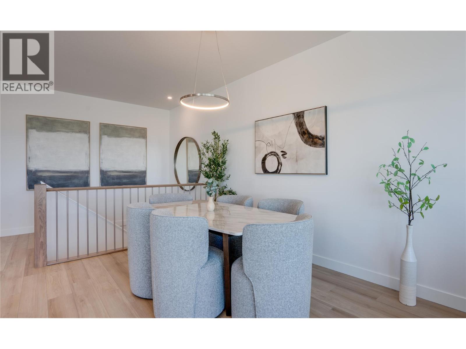 1050 Mt Revelstoke Place Unit# 3, Vernon, British Columbia  V1B 3Z9 - Photo 6 - 10387709