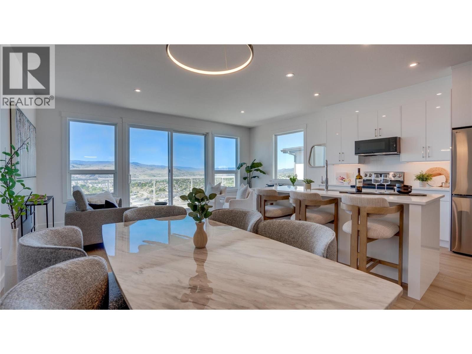 1050 Mt Revelstoke Place Unit# 3, Vernon, British Columbia  V1B 3Z9 - Photo 8 - 10387709