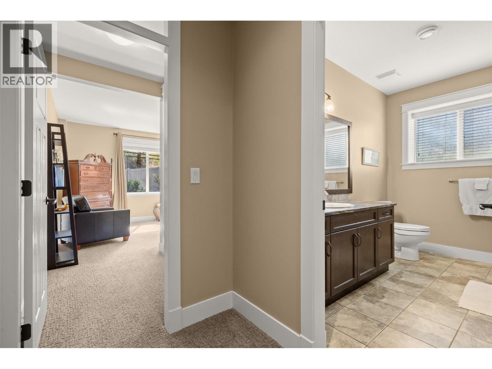 2497 Paramount Drive, West Kelowna, British Columbia  V4T 3K4 - Photo 37 - 10387704