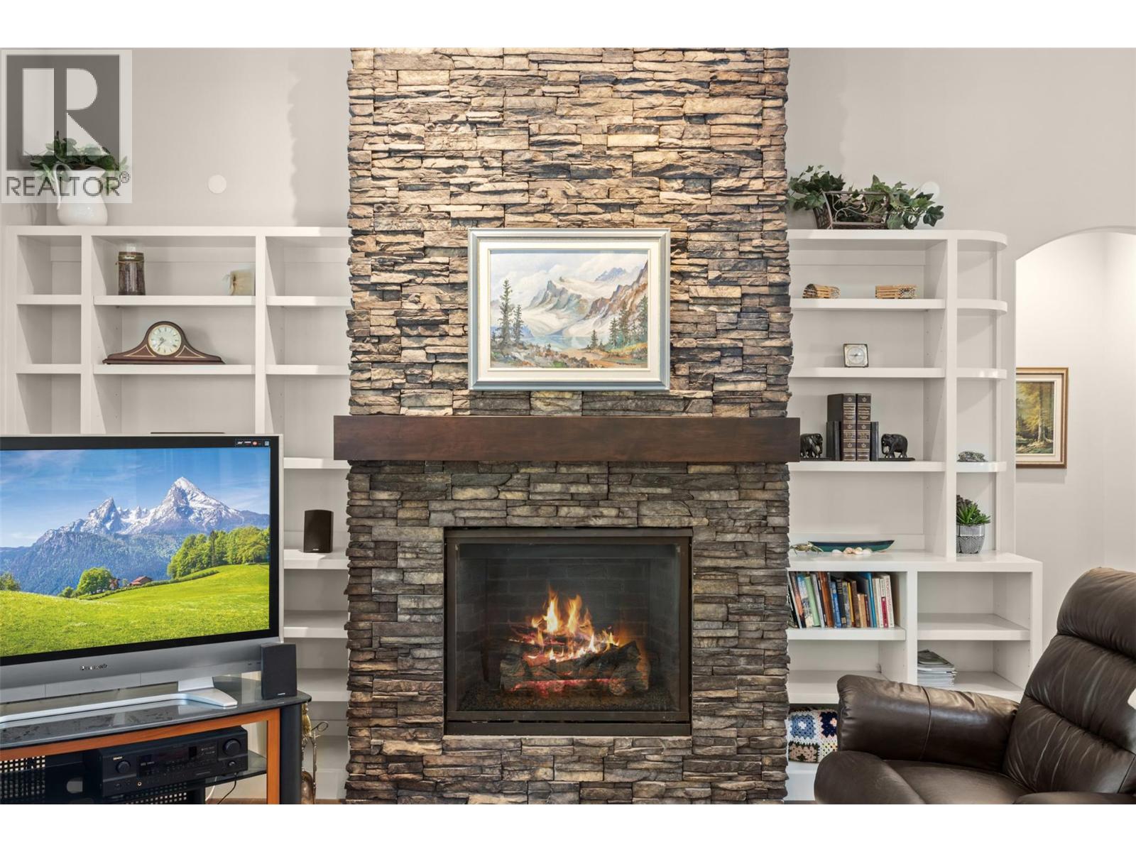 2497 Paramount Drive, West Kelowna, British Columbia  V4T 3K4 - Photo 9 - 10387704