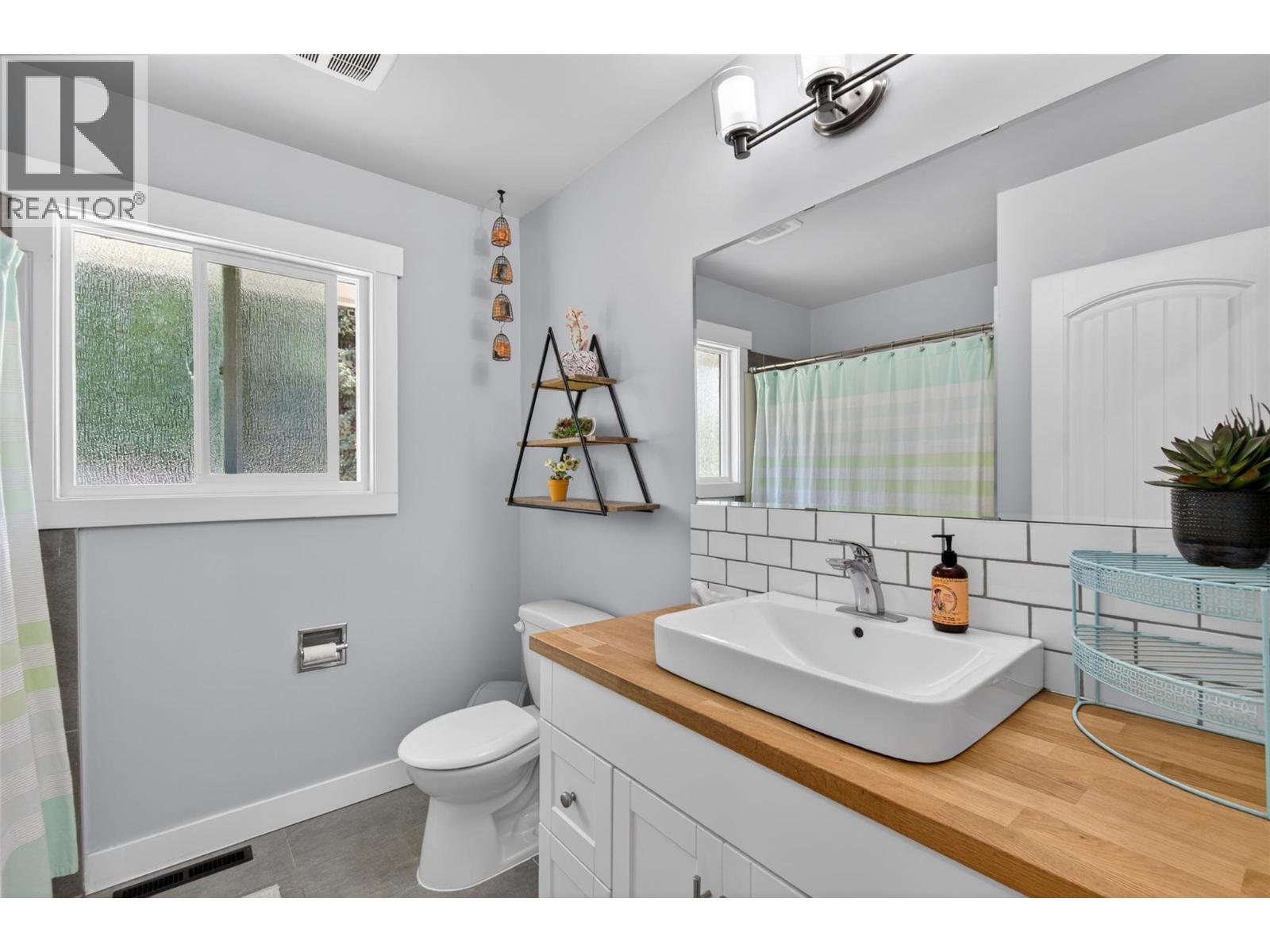 118 Dartmouth Place, Penticton, British Columbia  V2A 7S4 - Photo 19 - 10385523