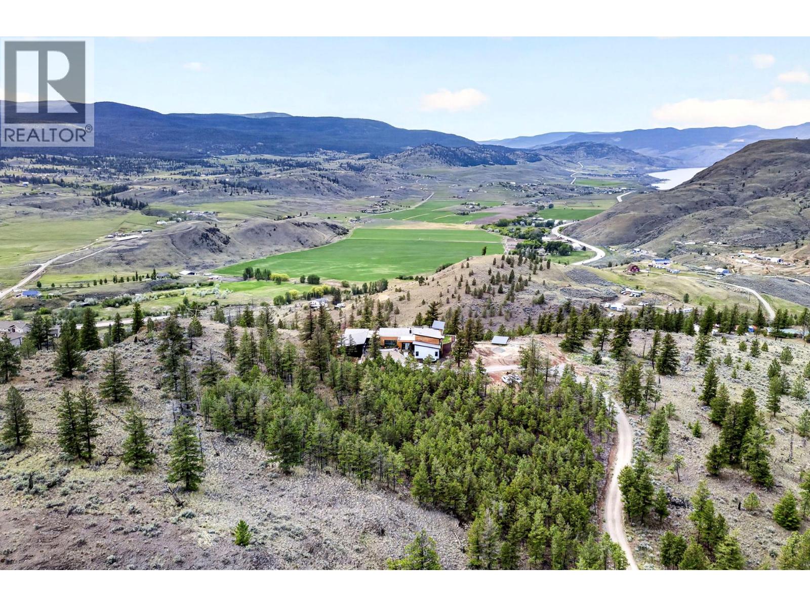 879 Deer Drive, Kamloops, British Columbia  V1S 1Z9 - Photo 4 - 10387751