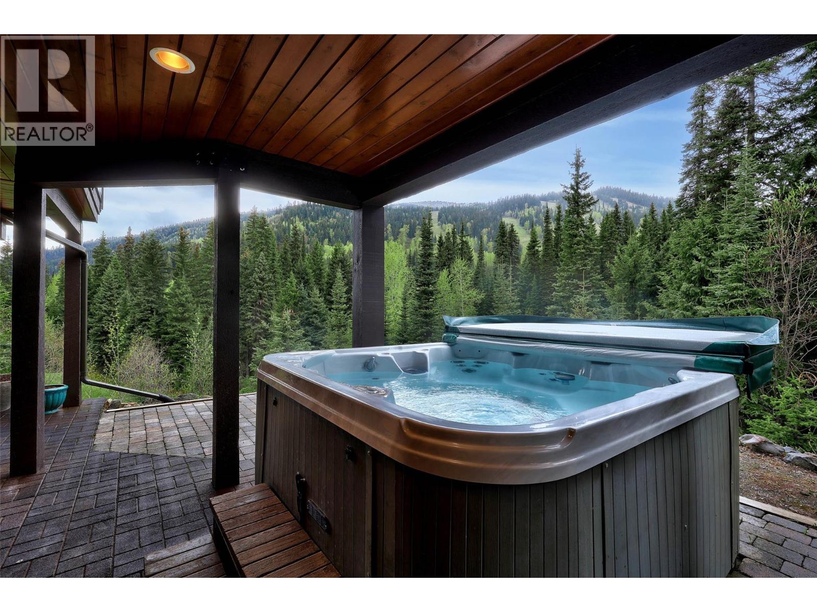 2402 Fairways Drive, Sun Peaks, British Columbia  V0E 5N0 - Photo 60 - 10387739