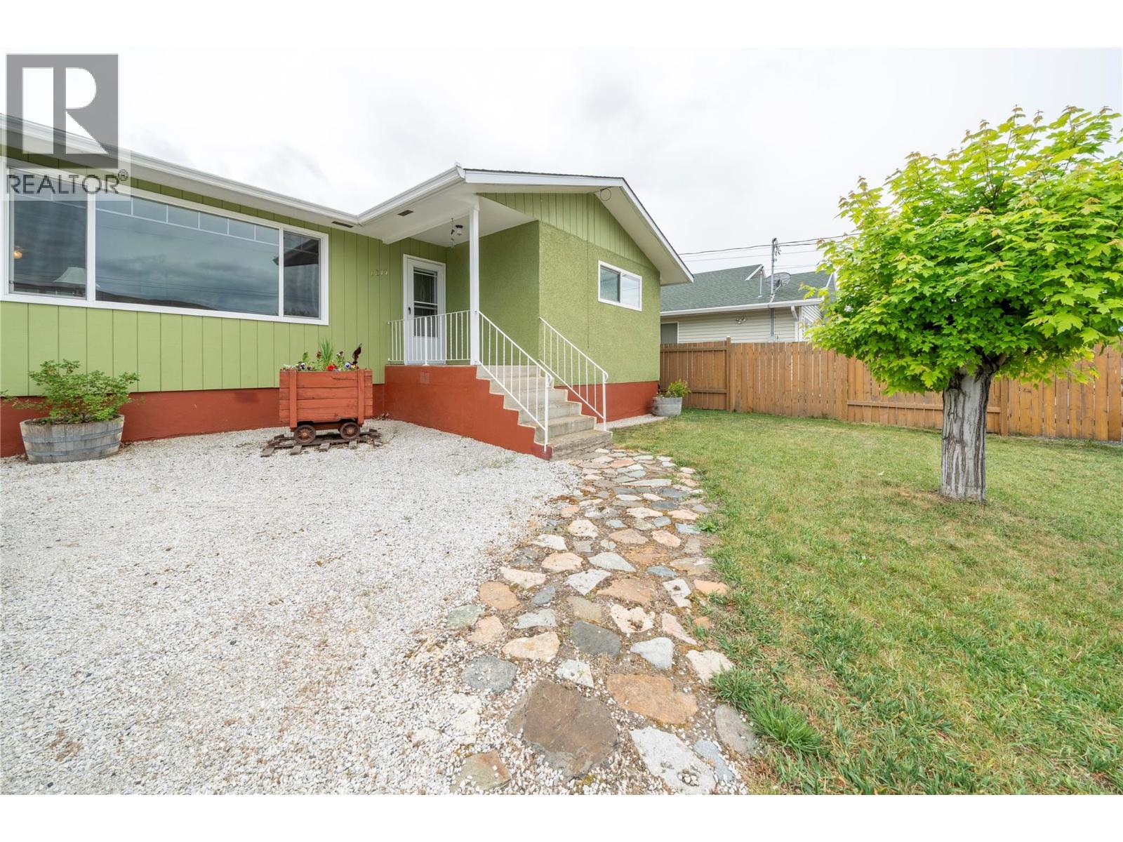 1277 Mesa Vista Drive, Ashcroft, British Columbia  V0K 1A0 - Photo 2 - 10387511