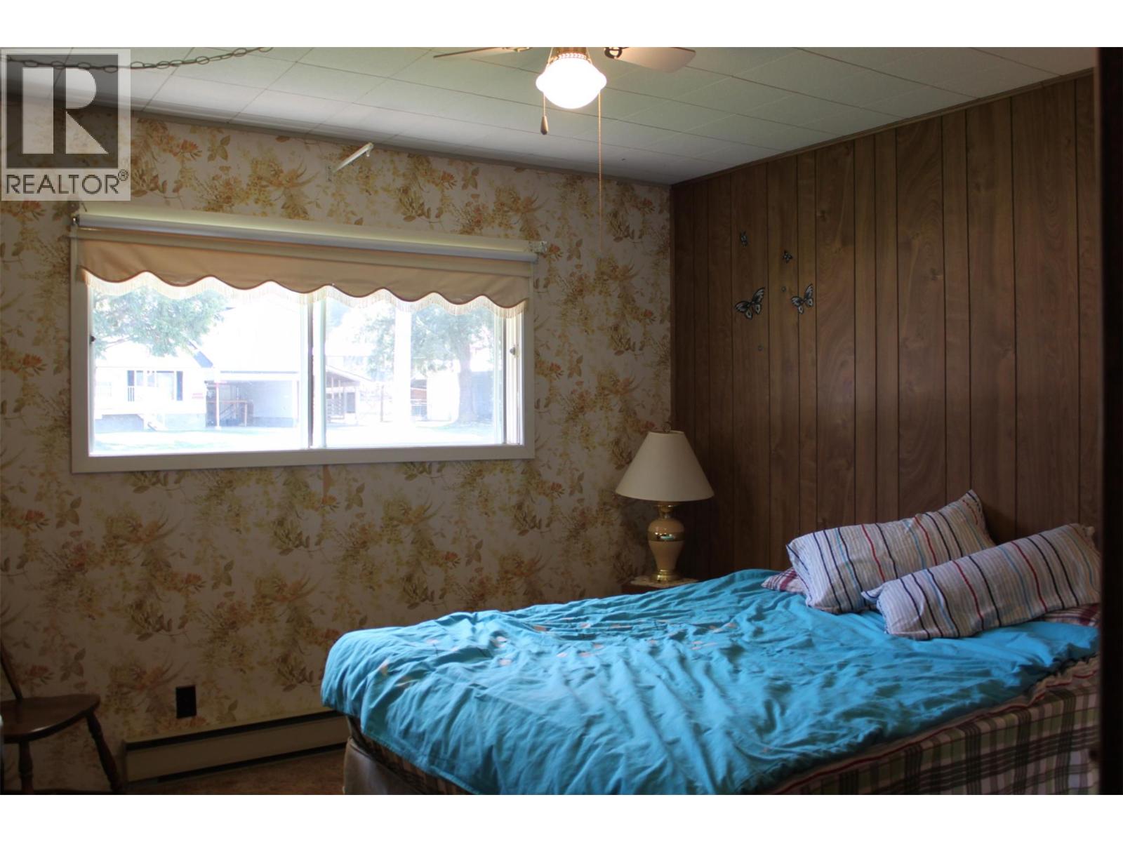 208 Maple Street, Fauquier, British Columbia  V0G 1J0 - Photo 15 - 10387465