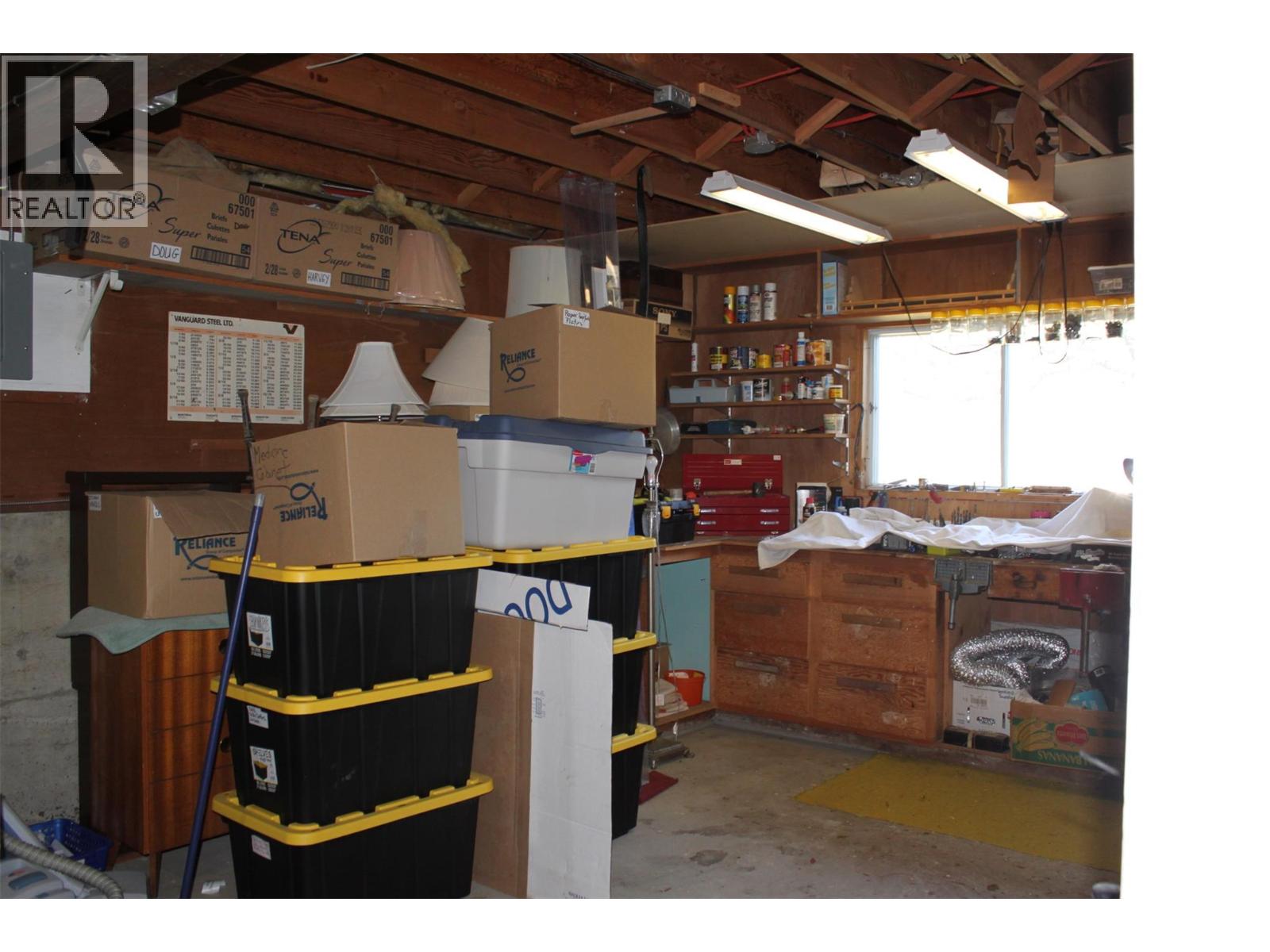 208 Maple Street, Fauquier, British Columbia  V0G 1J0 - Photo 19 - 10387465