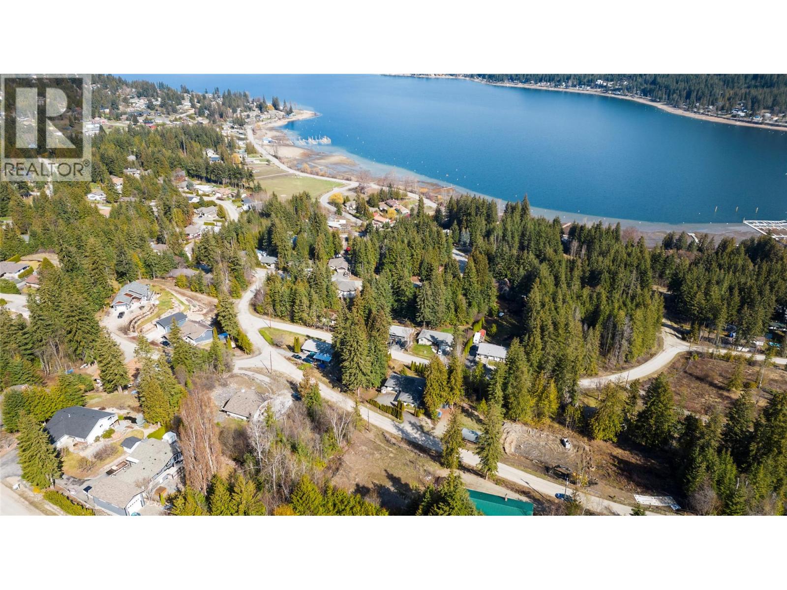 2622 Woodland Place, Blind Bay, British Columbia  V0E 1H2 - Photo 4 - 10387770