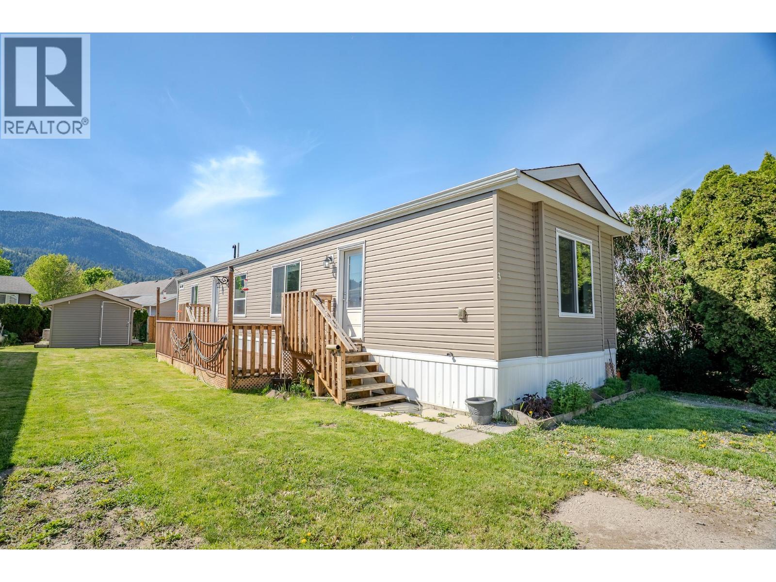 504 Pine Street Unit# 3, chase, British Columbia