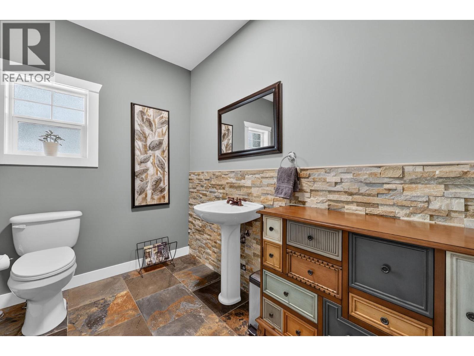 1193 Loseth Drive, Kelowna, British Columbia  V1P 1S2 - Photo 34 - 10387665
