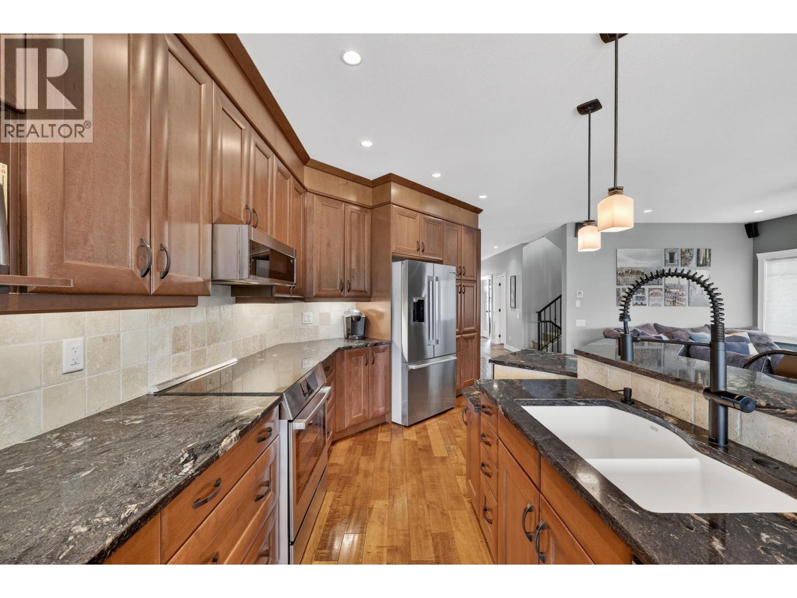 1193 Loseth Drive, Kelowna, British Columbia  V1P 1S2 - Photo 9 - 10387665