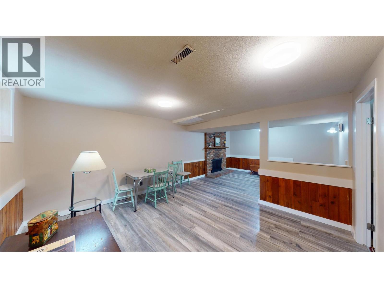 1009 12th Avenue S, Cranbrook, British Columbia  V1C 4R7 - Photo 22 - 10387803