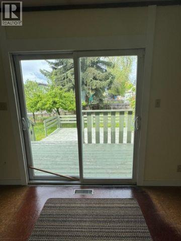 1009 12th Avenue S, Cranbrook, British Columbia  V1C 4R7 - Photo 8 - 10387803