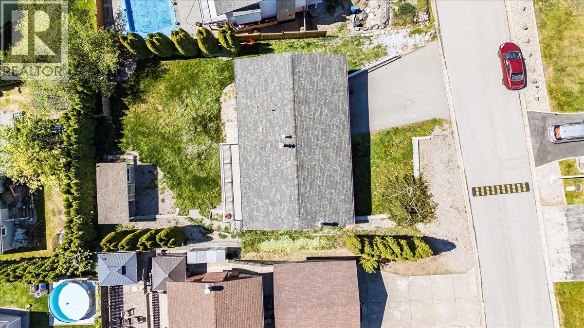 909 7th Street, Montrose, British Columbia  V0G 1P0 - Photo 57 - 10387602