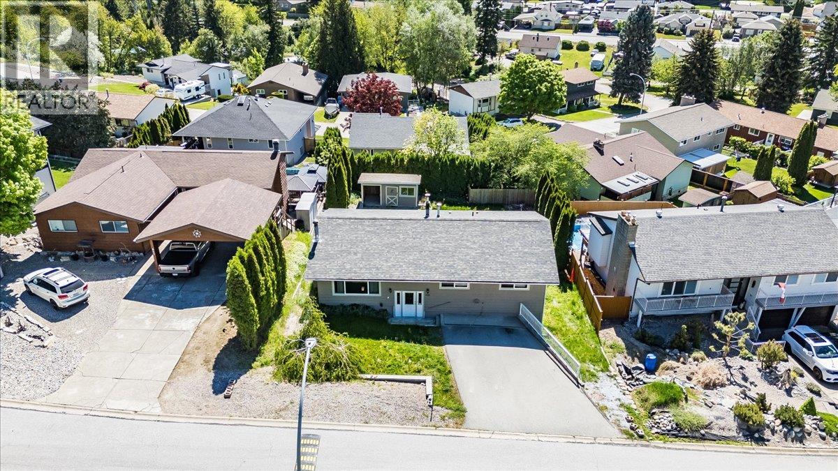 909 7th Street, Montrose, British Columbia  V0G 1P0 - Photo 63 - 10387602