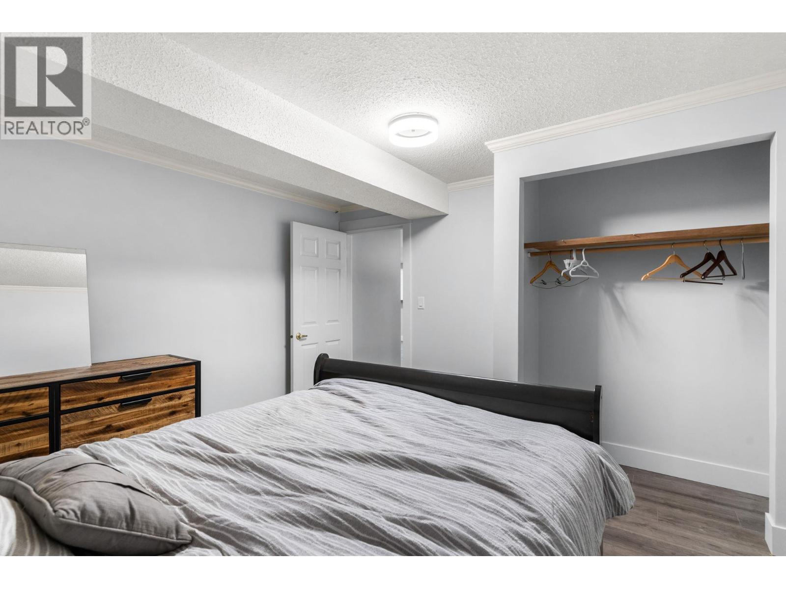 607 Clifton Road S, Kelowna, British Columbia  V1V 1A7 - Photo 35 - 10387325