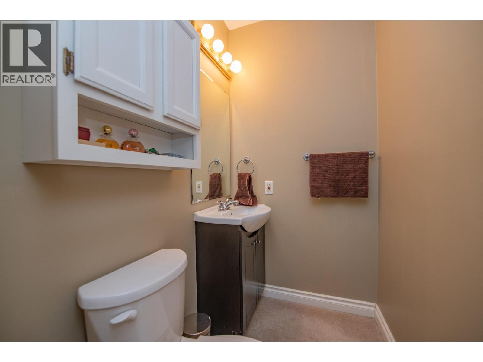 2250 Leblanc Street, Lumby, British Columbia  V0E 2G0 - Photo 27 - 10387746