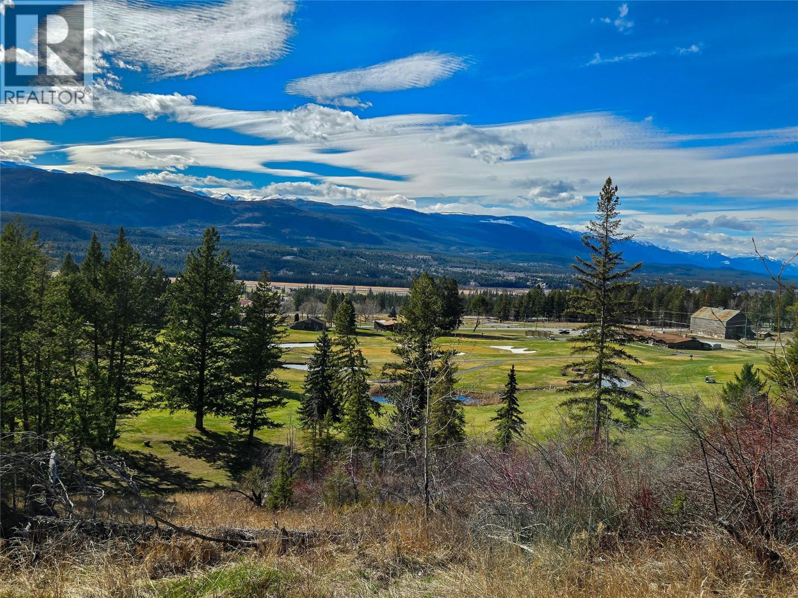 5060 Hot Springs Road, fairmont hot springs, British Columbia