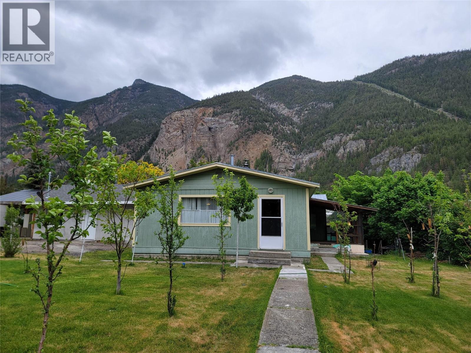 981 Scott Avenue, Hedley, British Columbia  V0X 1K0 - Photo 33 - 10387818