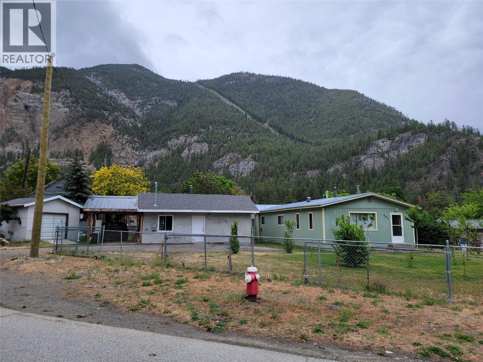 981 Scott Avenue, Hedley, British Columbia  V0X 1K0 - Photo 38 - 10387818