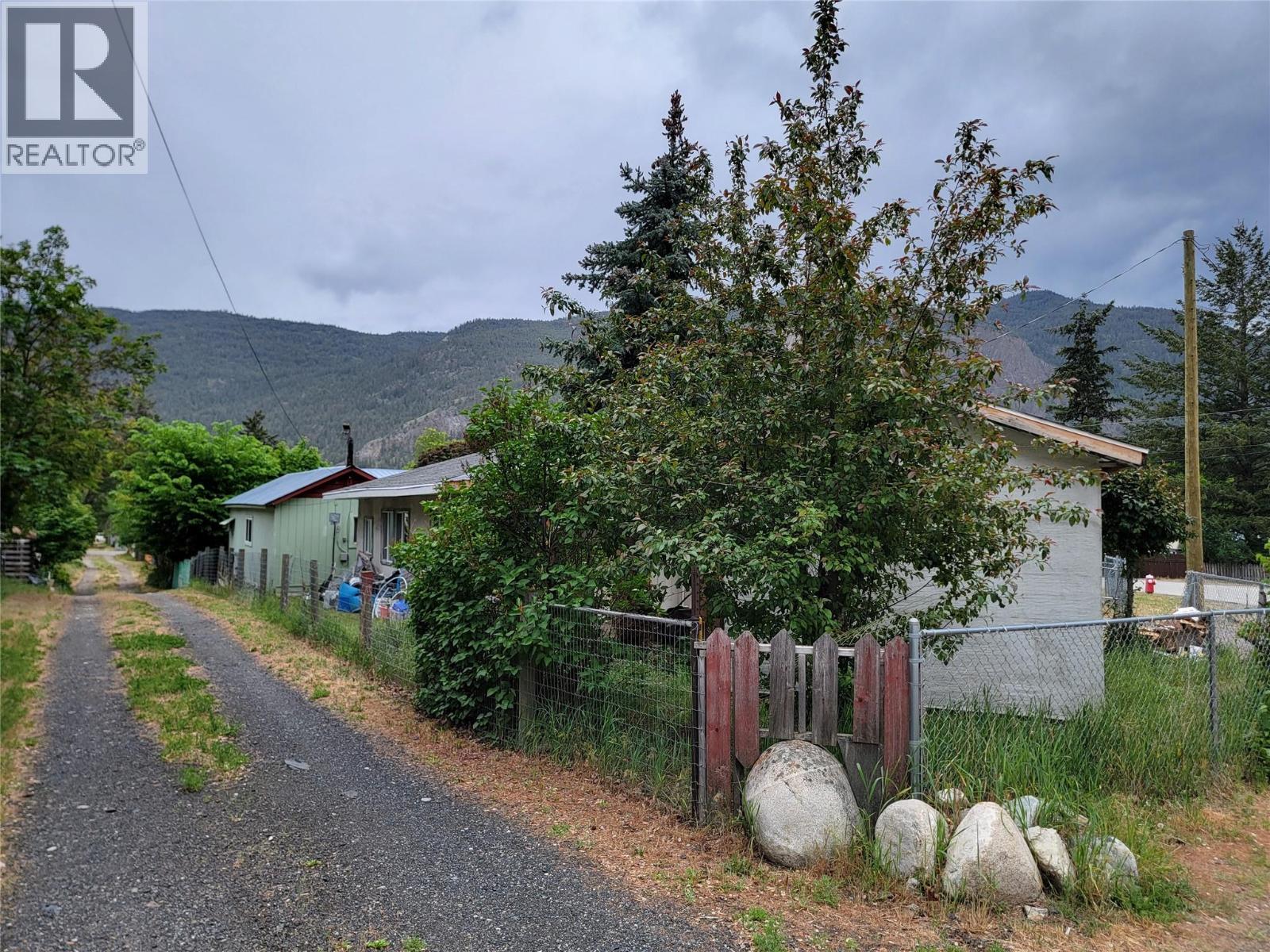 981 Scott Avenue, Hedley, British Columbia  V0X 1K0 - Photo 40 - 10387818