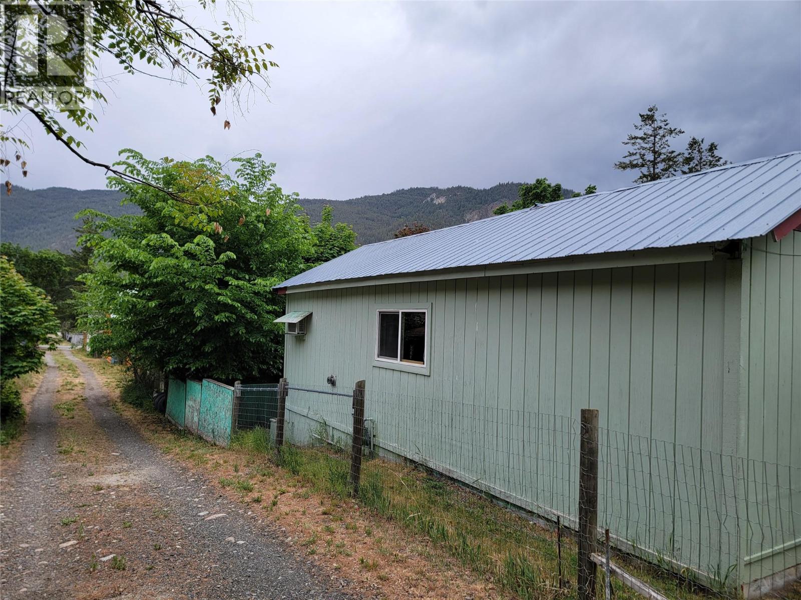981 Scott Avenue, Hedley, British Columbia  V0X 1K0 - Photo 42 - 10387818