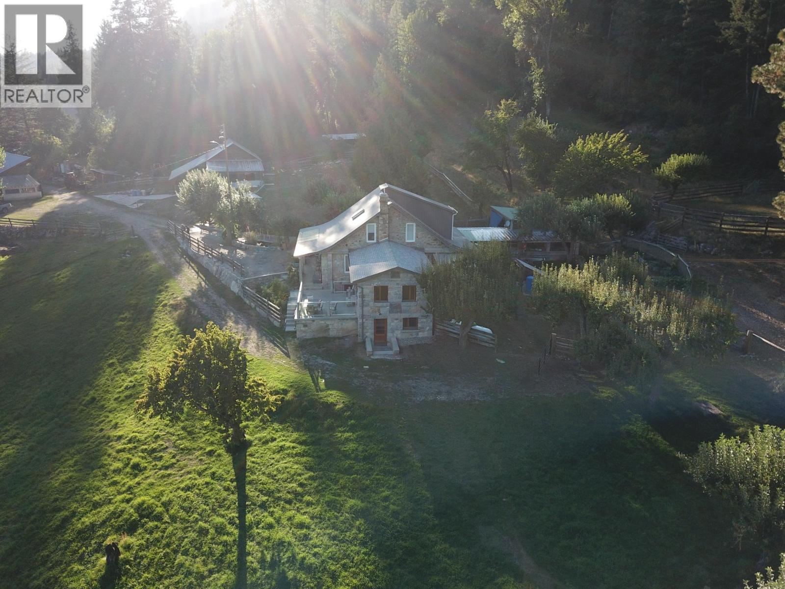 6302 Marsden Road, Nelson, British Columbia  V1L 6X9 - Photo 31 - 10387708