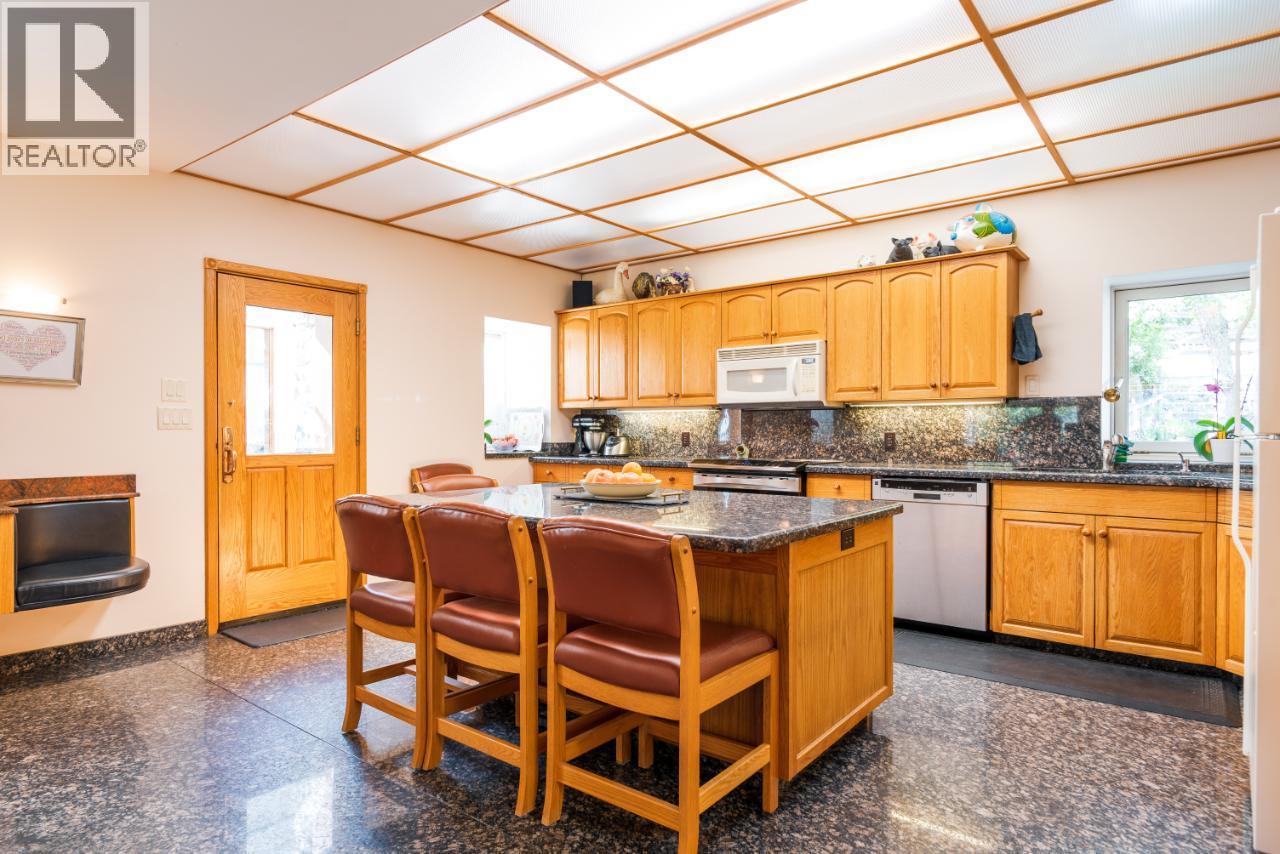 6302 Marsden Road, Nelson, British Columbia  V1L 6X9 - Photo 38 - 10387708