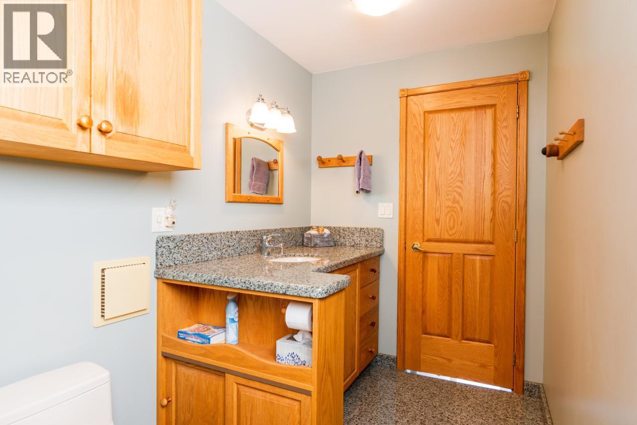 6302 Marsden Road, Nelson, British Columbia  V1L 6X9 - Photo 57 - 10387708