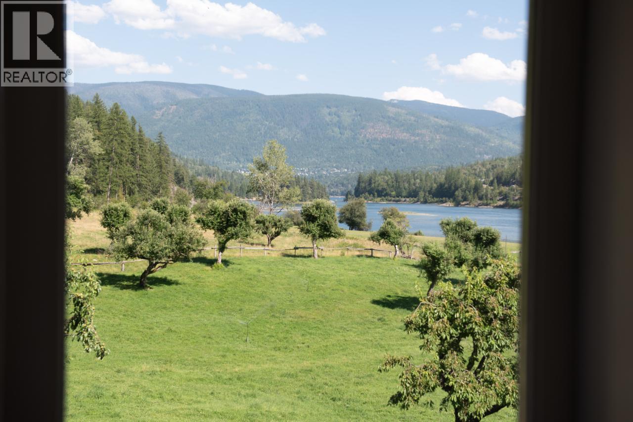 6302 Marsden Road, Nelson, British Columbia  V1L 6X9 - Photo 59 - 10387708