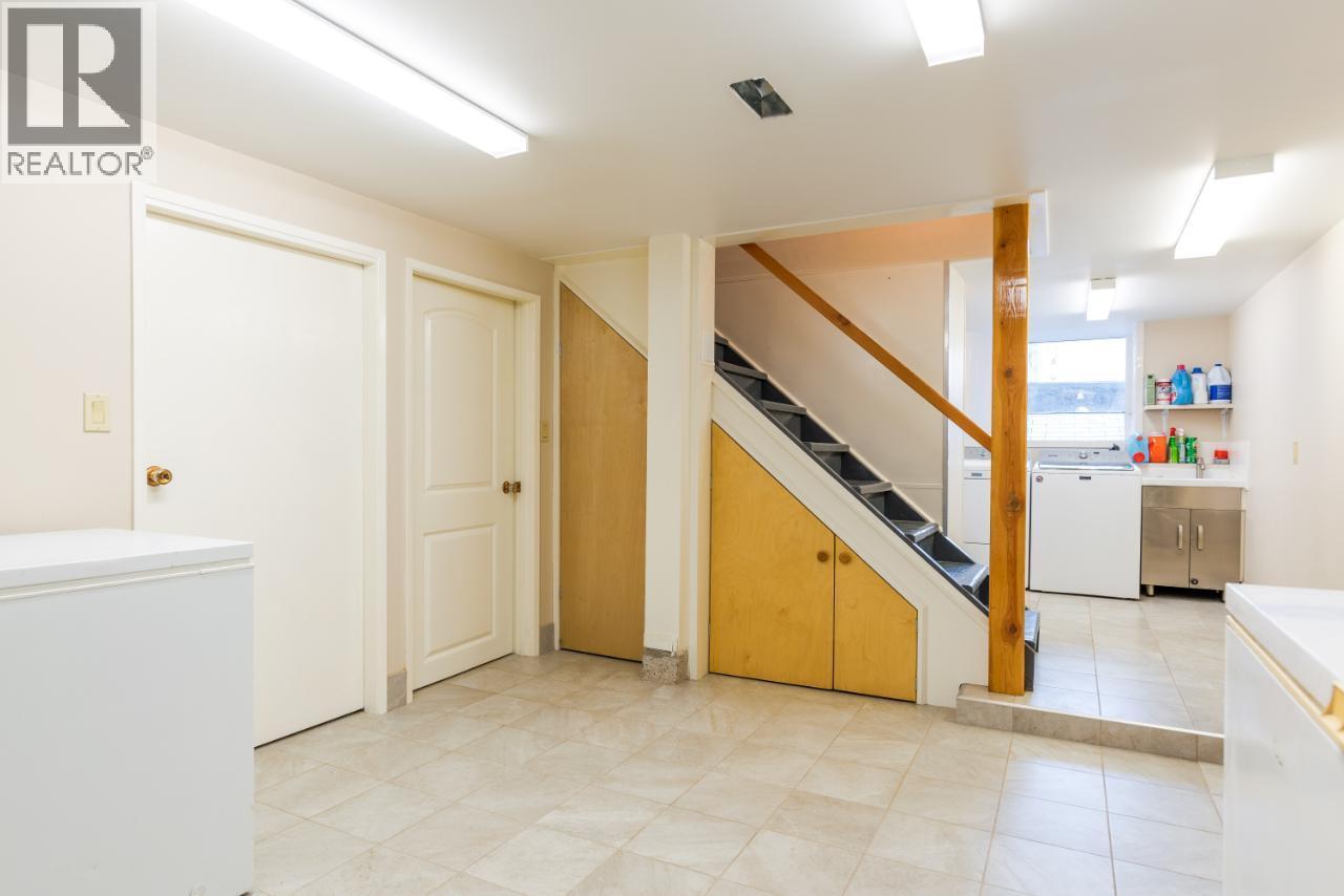6302 Marsden Road, Nelson, British Columbia  V1L 6X9 - Photo 60 - 10387708