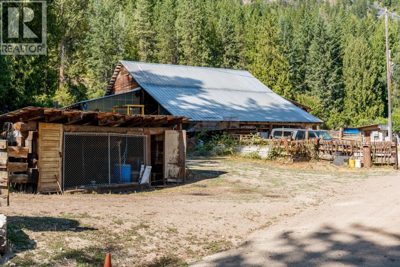 6302 Marsden Road, Nelson, British Columbia  V1L 6X9 - Photo 71 - 10387708