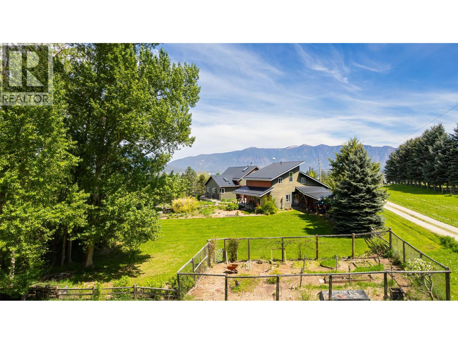 1067 Simmons Road, Creston, British Columbia  V0B 1G7 - Photo 43 - 10387291