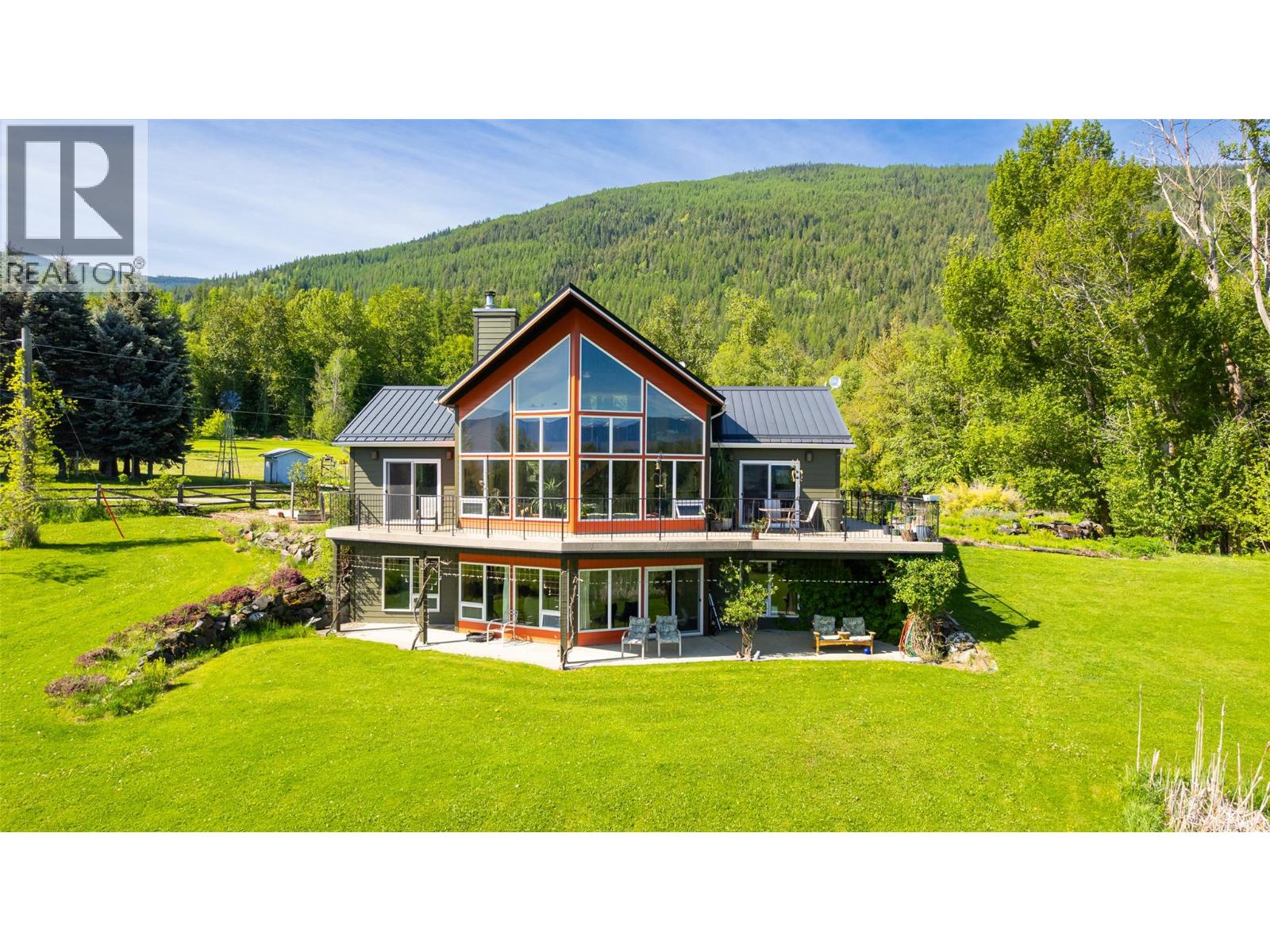 1067 Simmons Road, Creston, British Columbia  V0B 1G7 - Photo 5 - 10387291