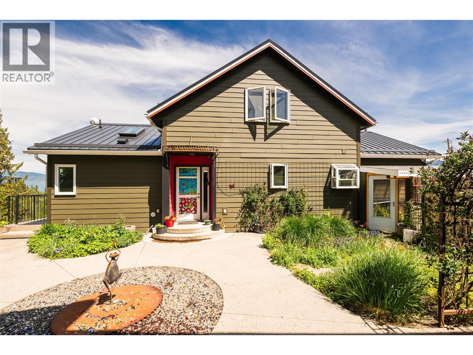 1067 Simmons Road, Creston, British Columbia  V0B 1G7 - Photo 8 - 10387291