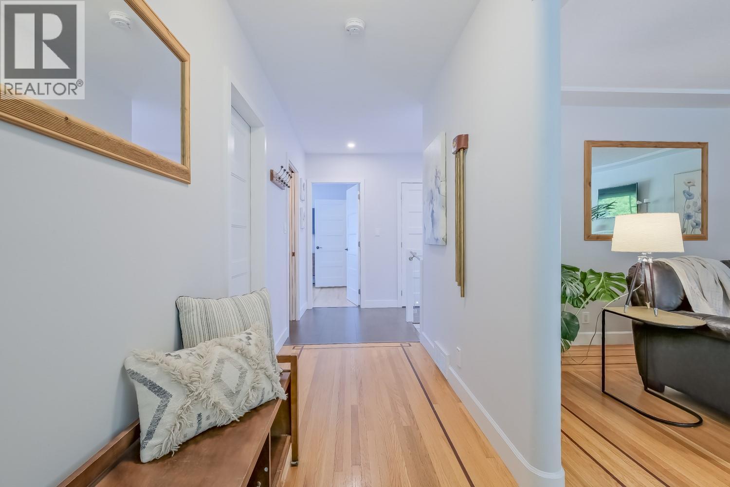 1847 Maple Street, Kelowna, British Columbia  V1Y 1H4 - Photo 6 - 10386991